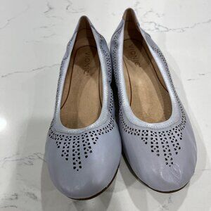 Vionic Carroll Ballet Flats Womens Size 8 US Leather Round Toe Comfort Slip On